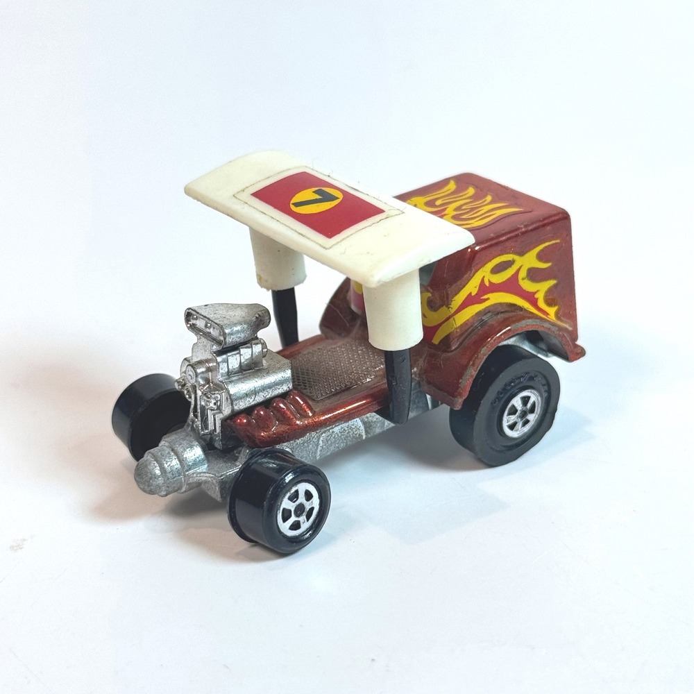 Vintage Johnny Lightning Topper Toys Big Rig Diecast Truck Red Flames No 7